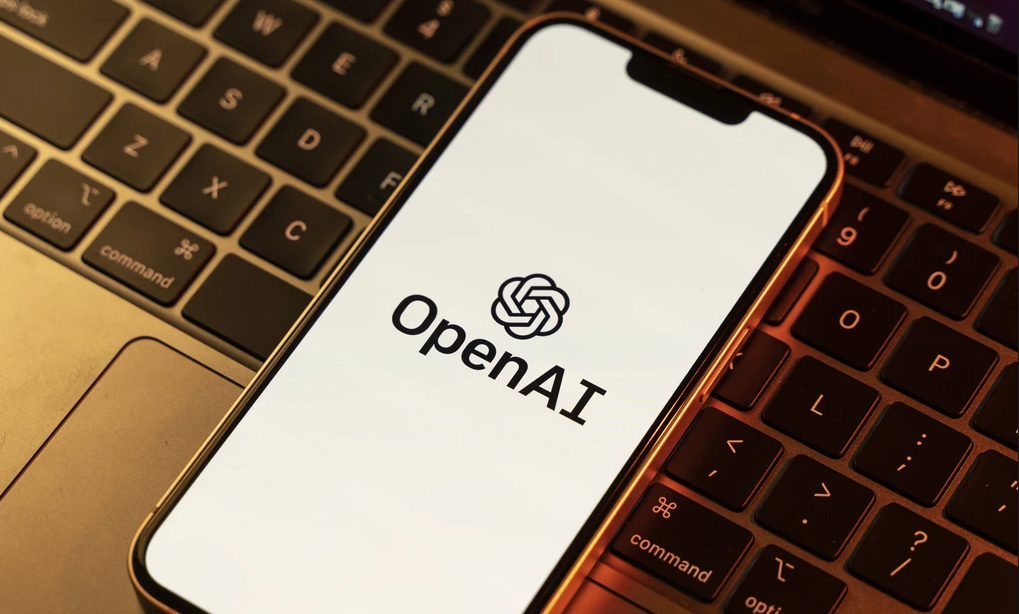 ChatGPT Digugat: Dari Asisten Digital ke Tuduhan Pelatih Bunuh Diri